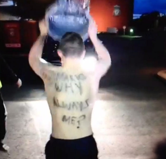 “Τρελό” καλωσόρισμα στον Μπαλοτέλι (VIDEO)