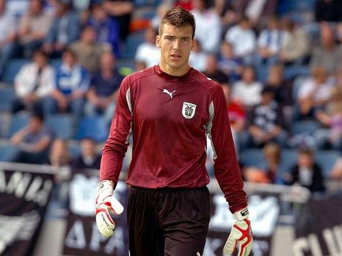 Φερνάντες: “Ευκαιρία για Καπίνο, Νο 1 ο Γλύκος”