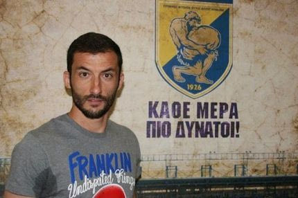 Πρόβλημα με Μύγα, μόνοι τους Φωτάκης, Βιγιαφάνες