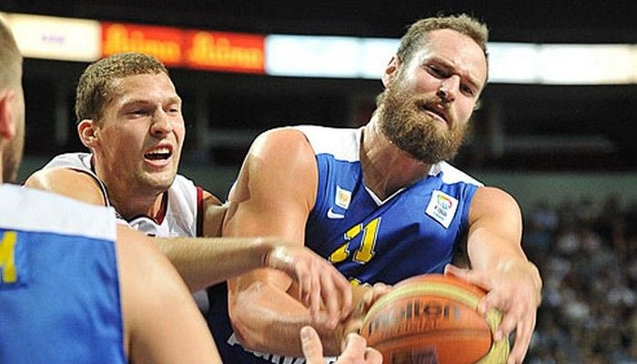 Φόργουορντ με σουτ για τους “θαλασσί”