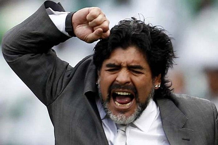 Ο Μαραντόνα εκτός ελέγχου (VIDEOS)