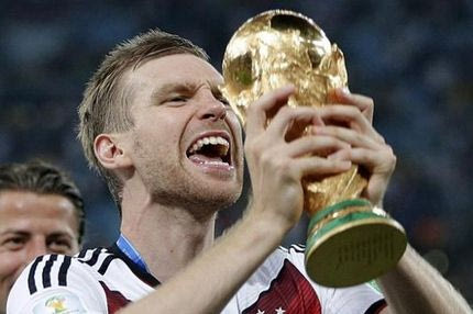 Τέλος από την Εθνική ο Μέρτεζακερ (VIDEOS)