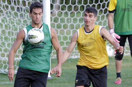 Ανάπτυξη από τα άκρα και… κίτρινα πανηγύρια