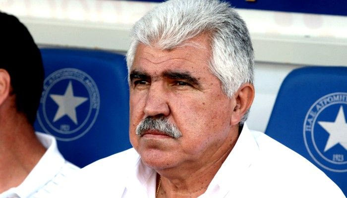 “Οχι, ευχαριστώ” από τον Παράσχο…