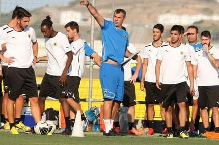 Πέναλτι, κόρνερ και… 3-4-3