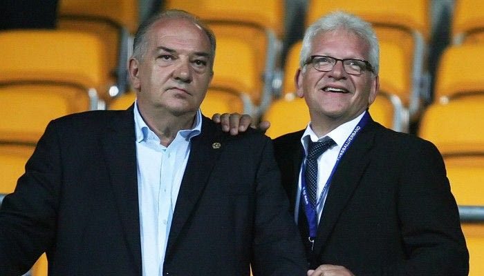 Παραλίγο να πιαστούν στα χέρια