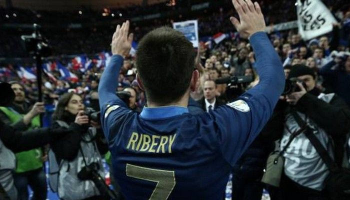 Η εθνική Γαλλίας δεν χωράει πλέον τον Ριμπερί (VIDEOS)