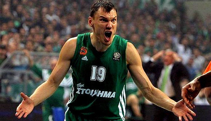 Ο “Αϊνστάιν” του μπάσκετ φόρεσε κουστούμι