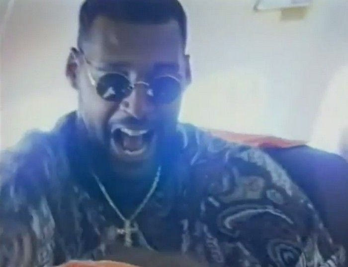 Ο Τάρπλεϊ τραγουδάει “ντίλι – ντίλι το καντήλι” (VIDEO)