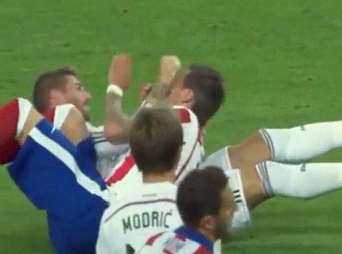 Το χτύπημα του Ράμος στον Μάντζουκιτς (VIDEO)