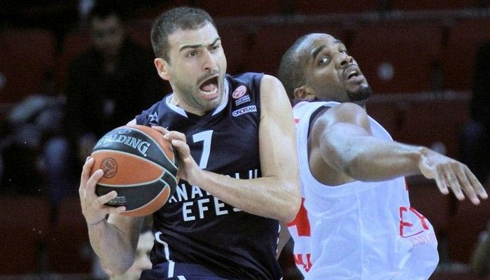 Βασιλειάδης: “Θέλω Μάλαγα, όχι τσάμπα…”