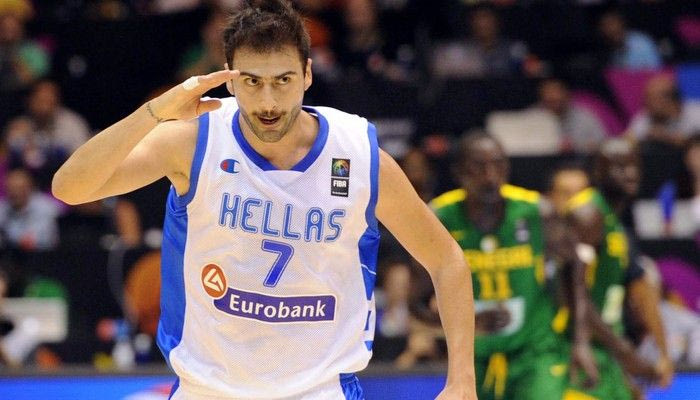 Βασιλειάδης: “Το μουστάκι είναι για γούρι”. Παπανικολάου: “Σεβόμαστε τους εαυτούς μας”. (VIDEO)