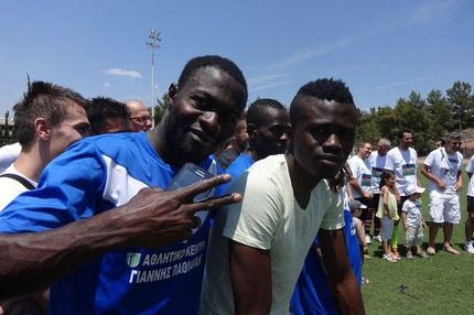 Σουλεϊμάν Ζιέ: Από τις βόμβες του εμφυλίου και την Εθνική Αστέγων, στα σαλόνια της Football League