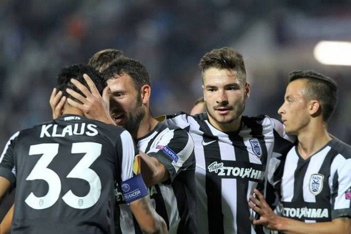 Χωρίς οκτώ βασικούς με Απόλλωνα