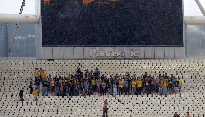 Τραγουδώντας στη βροχή