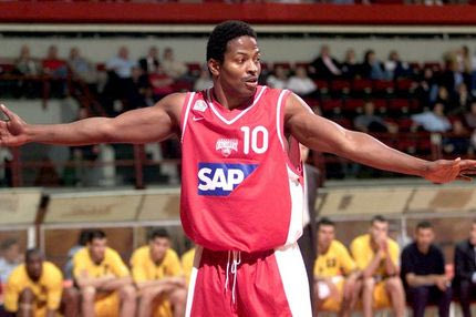 Τίμησε τον Φορντ ο Ολυμπιακός (PHOTO – VIDEO)