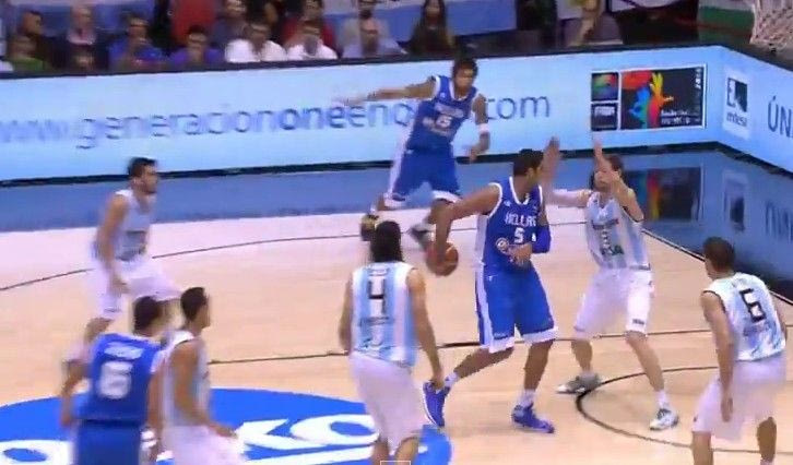 Η τρομερή ασίστ του Μπουρούση (VIDEO)