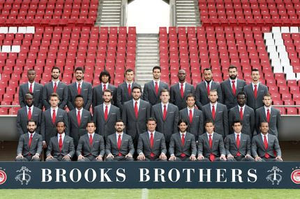 Για 3η χρονιά η “Brooks Brothers” ντύνει τον Ολυμπιακό