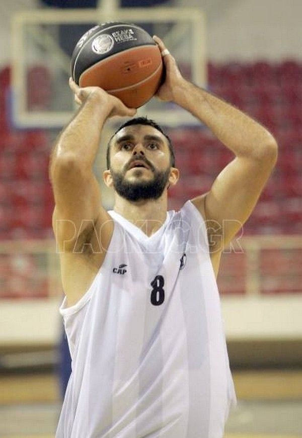 Ο “ωραίος” Κακαρούδης…