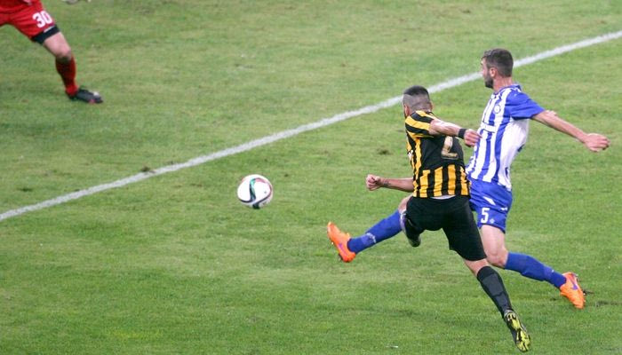 Χάθηκε η μπάλα στο δεύτερο γκολ της ΑΕΚ!