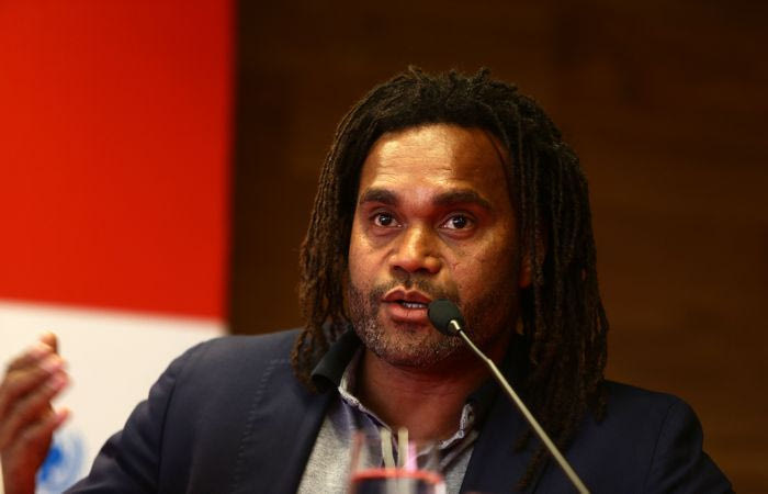 Καρεμπέ: “Ενότητα και όχι διαχωρισμός”