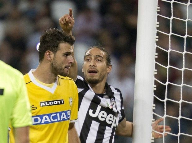 Καρνέζης:”Σταμάτησα τον Μέσι, δεν με φοβίζει κανείς”