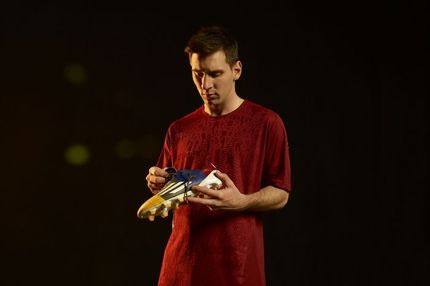 H adidas παρουσιάζει το νέο adizero f50 Messi