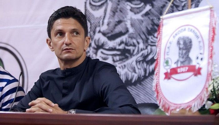 Nτεμπουτάρει ο Λουτσέσκου