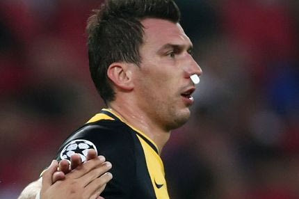 Δύο εβδομάδες νοκ άουτ ο Μάντζουκιτς από την αγκωνιά του Κασάμι (photo+video)