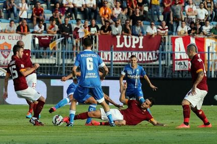 Εγκώμια για Μανωλά από Γκαρσία και ιταλικό Τύπο