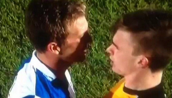 Φίλησε αντίπαλο από τα νεύρα του (VIDEO)