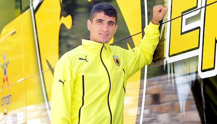 Μάνταλος: “Θα ακολουθήσουν κι άλλοι στην Εθνική” (VIDEO)