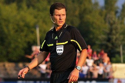 Ο Μαζέικα “σφυρίζει” το ματς Γκινγκάμπ-ΠΑΟΚ