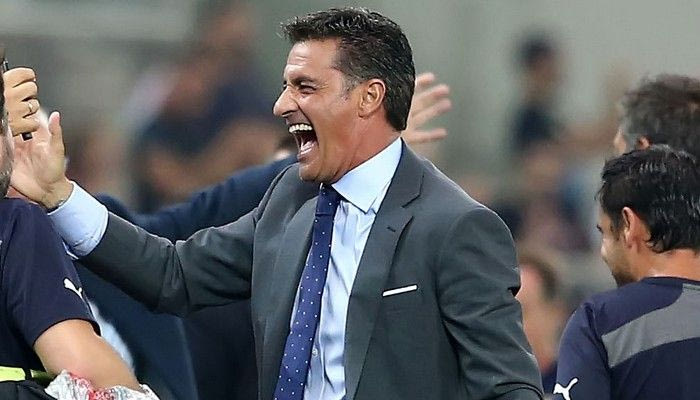 Με τον Μίτσελ, πουλάς και τα τσιμέντα!