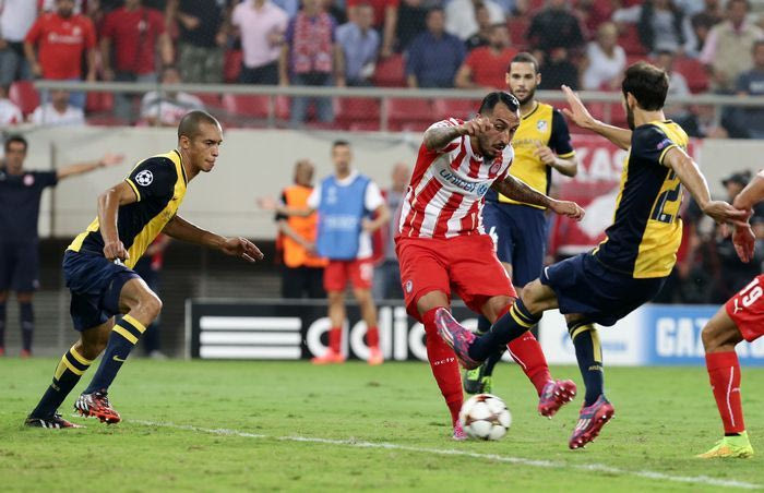 Ισπανικός Τύπος: “Ο Μίτσελ δυσκόλεψε τον Σιμεόνε”