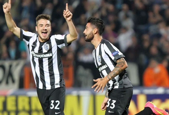 Περνάμε καλά στα παρασκήνια