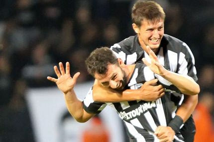 Για την πρώτη θέση χρειάζονται μεταγραφές