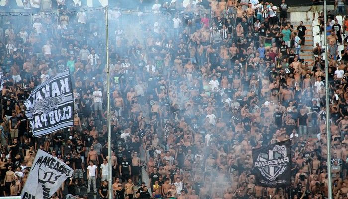 “Αγγελάρα, να το ξέρεις, το πρωτάθλημα εσύ θα μας το φέρεις!”