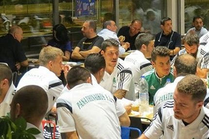 Γιόρτασαν στα… Goody’s τα γενέθλια του Στιλ (PHOTOS)