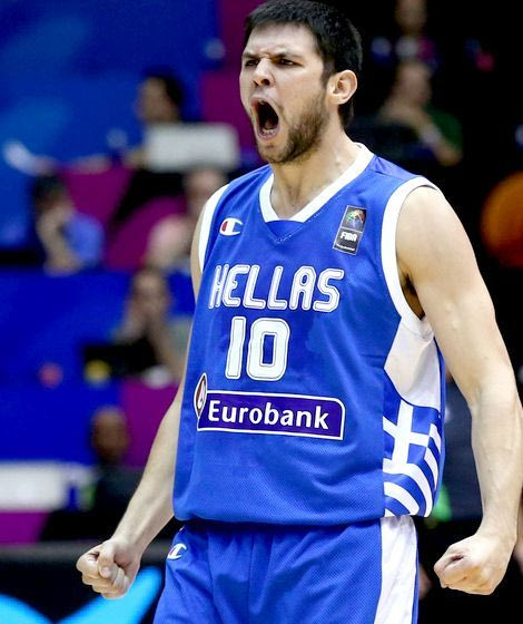 “Περπάτησε” στον αέρα ο Παπανικολάου (VIDEO)