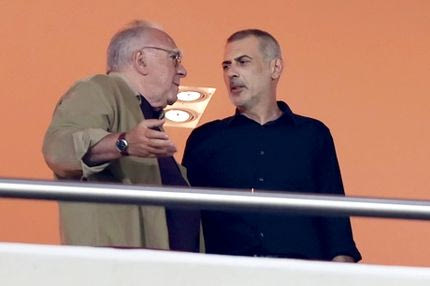 Πουλάει
