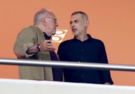 Πουλάει