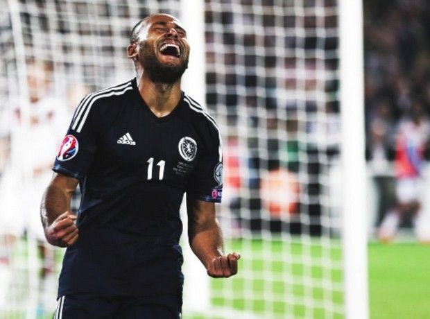 Έβαλε γκολ στον Νόιερ και τρελάθηκε!