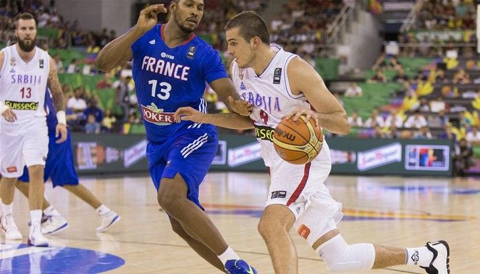 Η επιθετική Σερβία και η αμυντική Γαλλία (VIDEO)