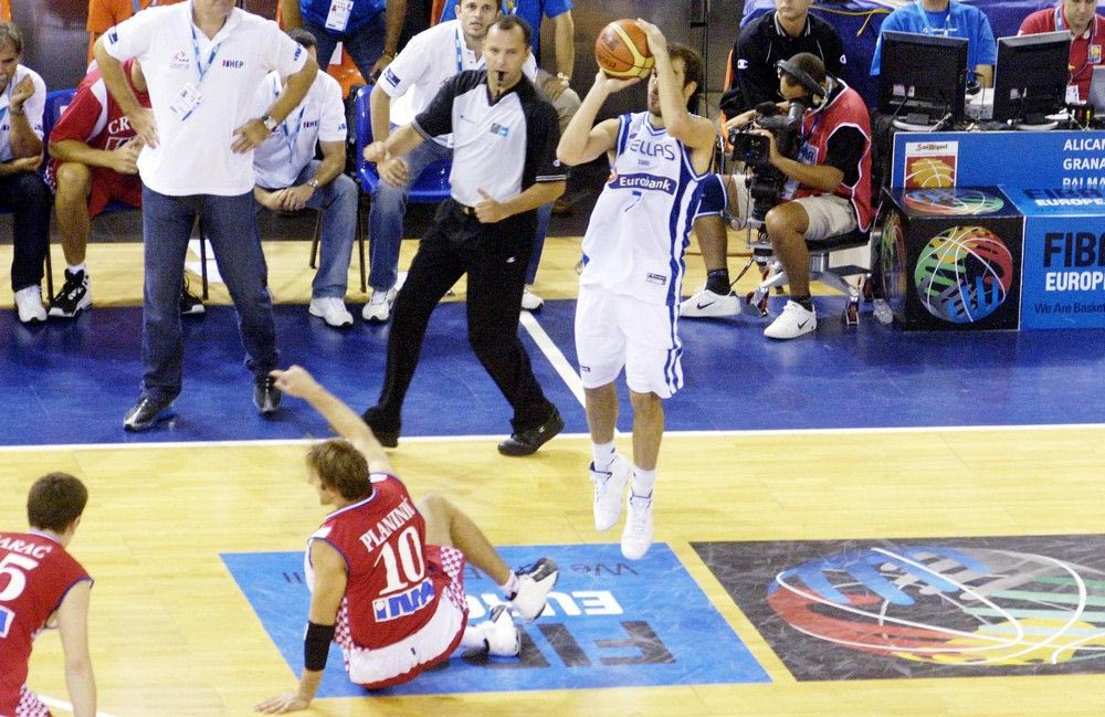 Το buzzer beater του Σπανούλη κόντρα στην Κροατία (VIDEO)