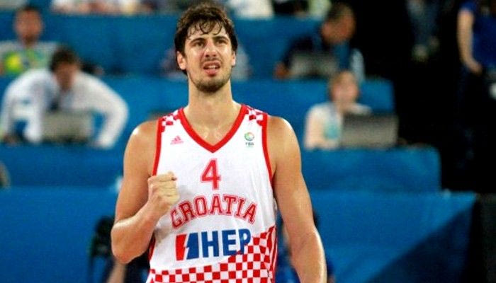 Ο Τόμιτς και η πληγή του Μπουρούση