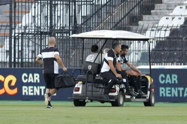 Το μήνυμα του Τζαβέλλα για τον τραυματισμό του (PHOTO)