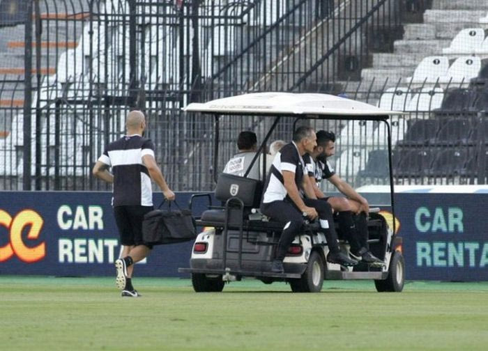 Το μήνυμα του Τζαβέλλα για τον τραυματισμό του (PHOTO)