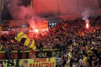 Ζουρνατσίδης: “Για έναν ηλίθιο βρίσκεται σε τέτοια θέση ο Άρης”