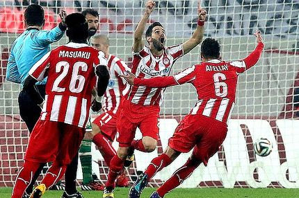 Φλερτάροντας με τη συνωμοσία του σύμπαντος